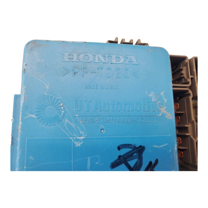 02 Honda Accord 38800-S84-A240M1 Cabin Fuse Relay Box A/T V6 3.0L 2 Door