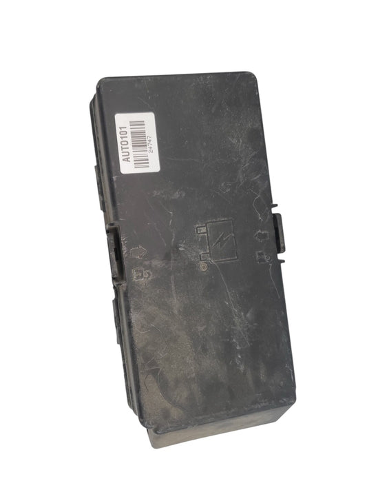 Pontiac Fuse Box Relay Block Junction Unit 2588302202 Module 911 10D4-B2