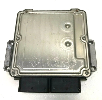 14 Kia Forte Engine Control Module ECM Computer 39133-2EYB0