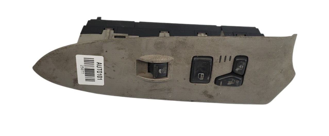 06-09 Chevy Trailblazer RIGHT FRONT PASSENGER SIDE WINDOW SWITCH 15857685