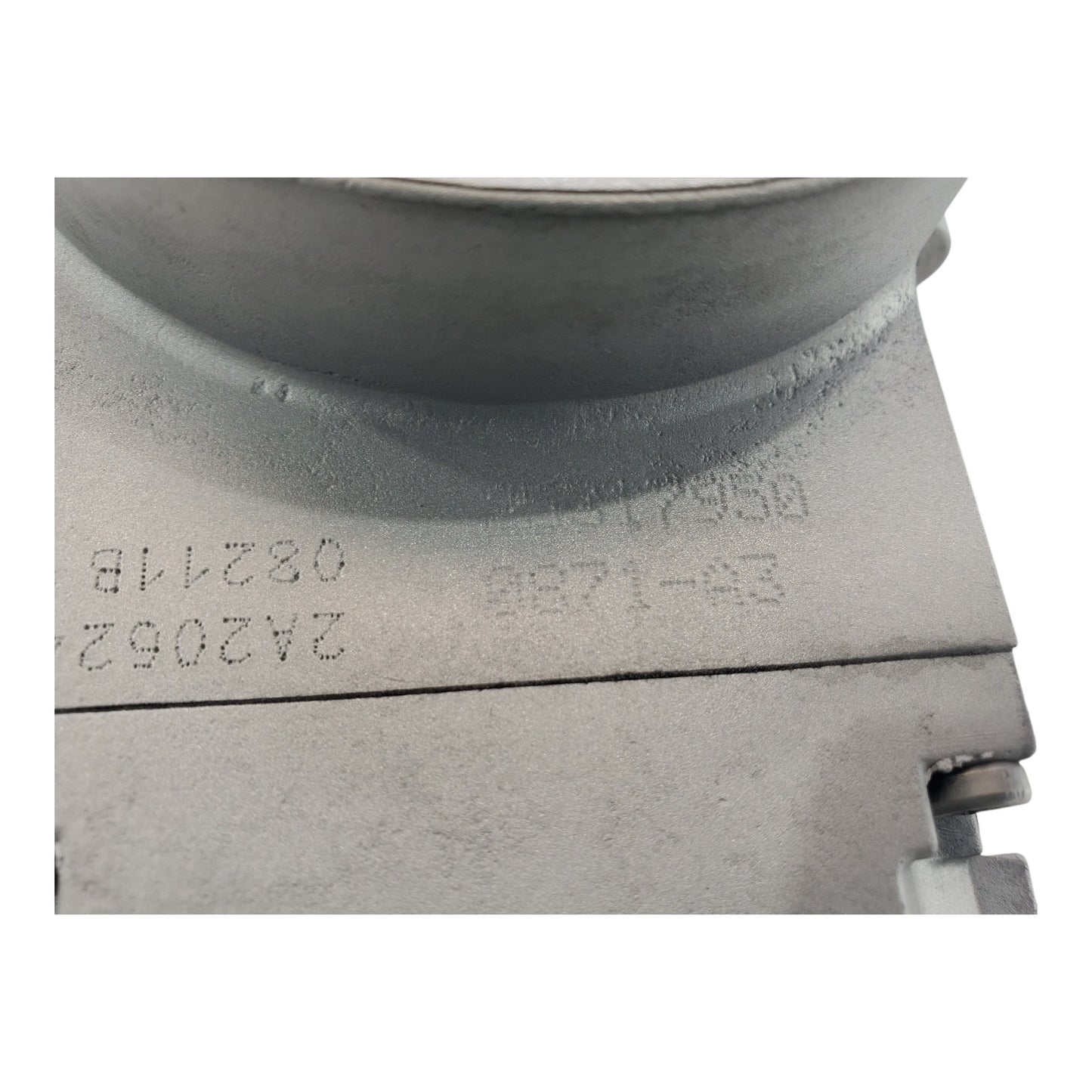 2001 2002 Chevy GMC Sierra Silverado Yukon 8.1L Throttle Body Assembly 25317950