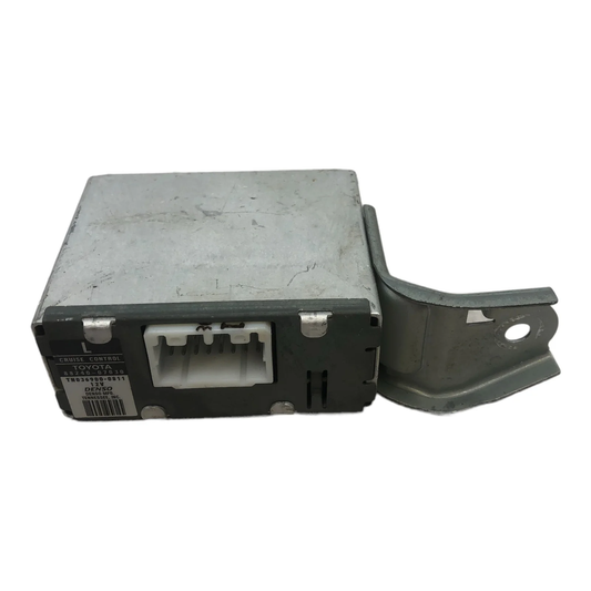 98-99 TOYOTA AVALON Cruise Control Module 88240-07030 OEM