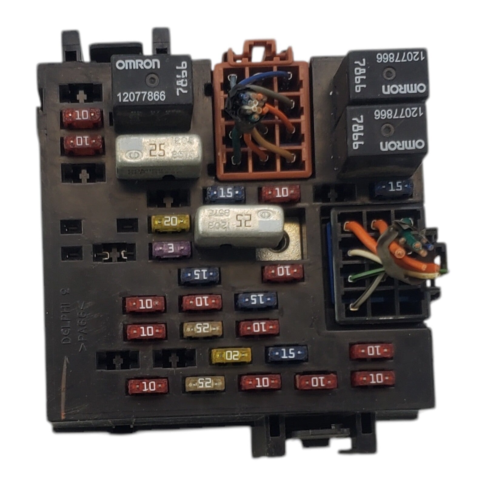 99-06 Chevy Silverado GMC Sierra Suburban Fuse Relay Box 15770992-01