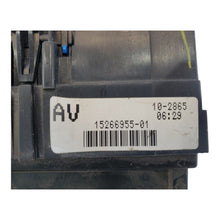 2005 2006 Silverado Sierra Dash Fuse Junction Box 15266955-01