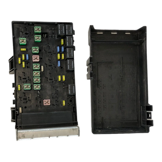 2005 - 2007 Caravan Town & Country Fuse Box Relay Control Module 05144505AC