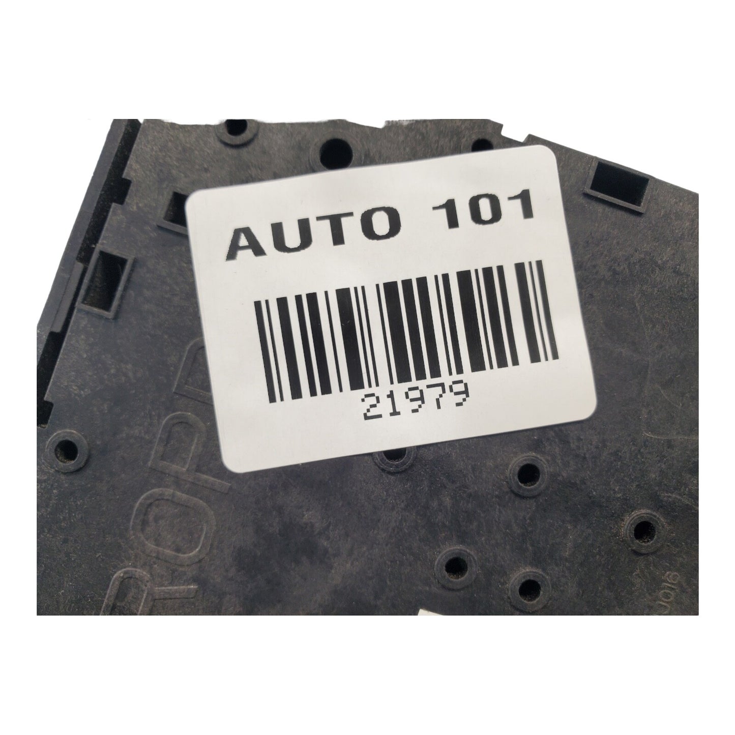 ✅08-09 8L8T-15604-AJ Ford  Escape Interior Relay Fuse Box