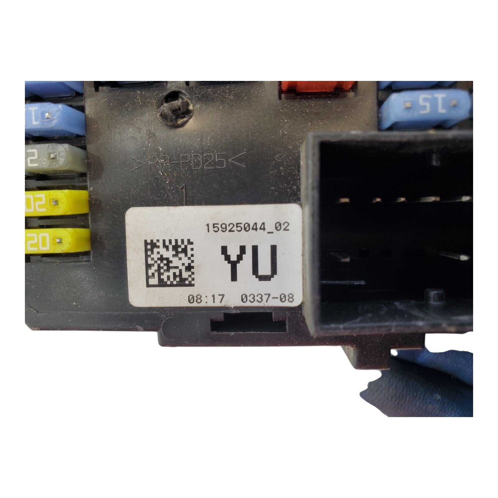 07 GMC Yukon XL FUSE RELAY BOX 15925044-02 OEM