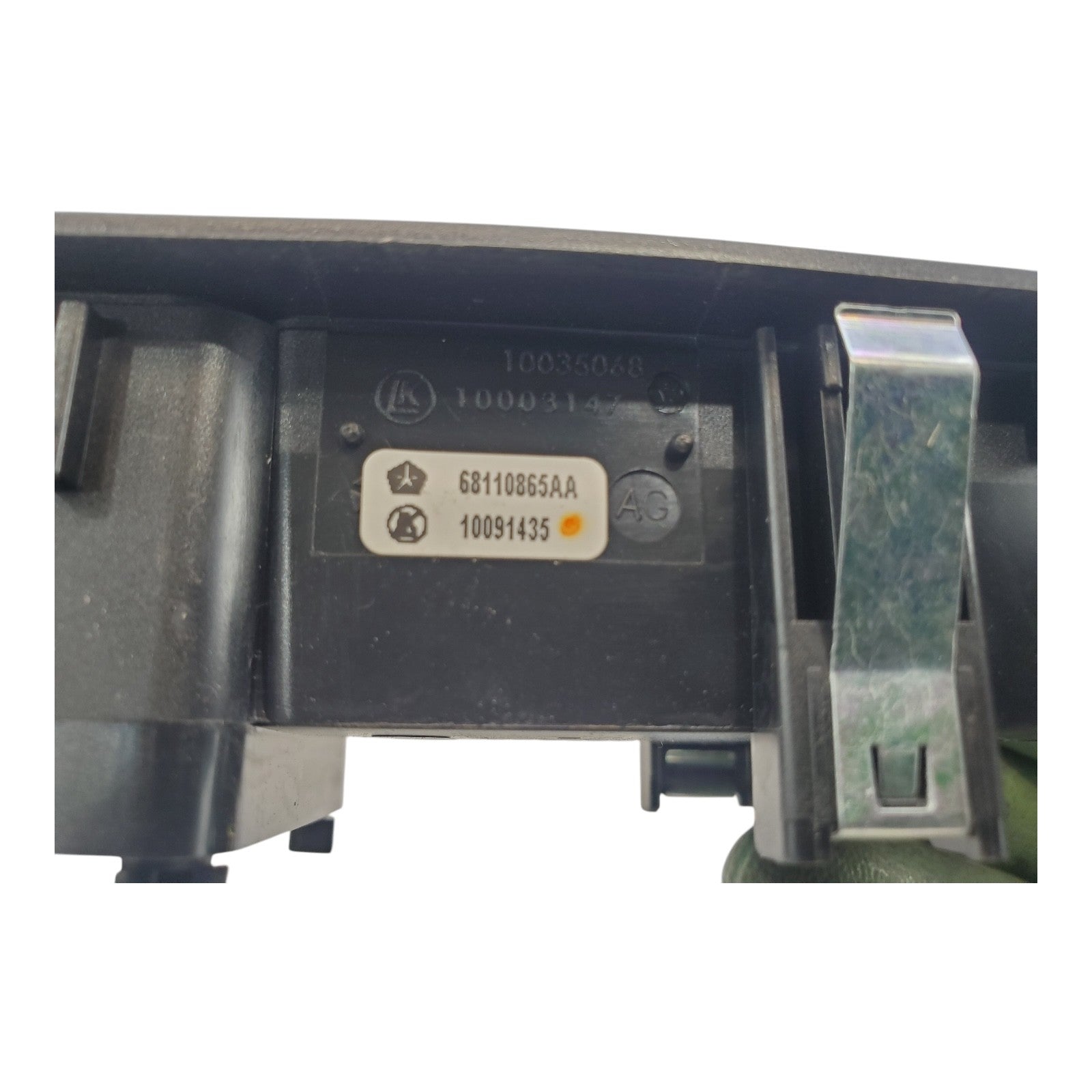 13 14 15 Dodge Grand Caravan Front Right Passenger Window Switch OEM 68110865AA