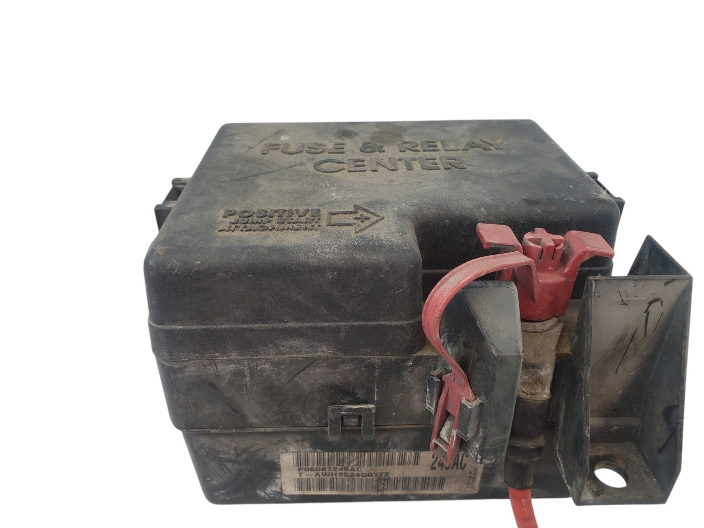 2005-2006 Dodge Stratus Fusebox Fuse Box Relay Module P05087249AC 