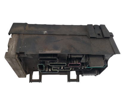 03-05 Caravan Town & Country Fuse Box 05102969AB 04748479AC