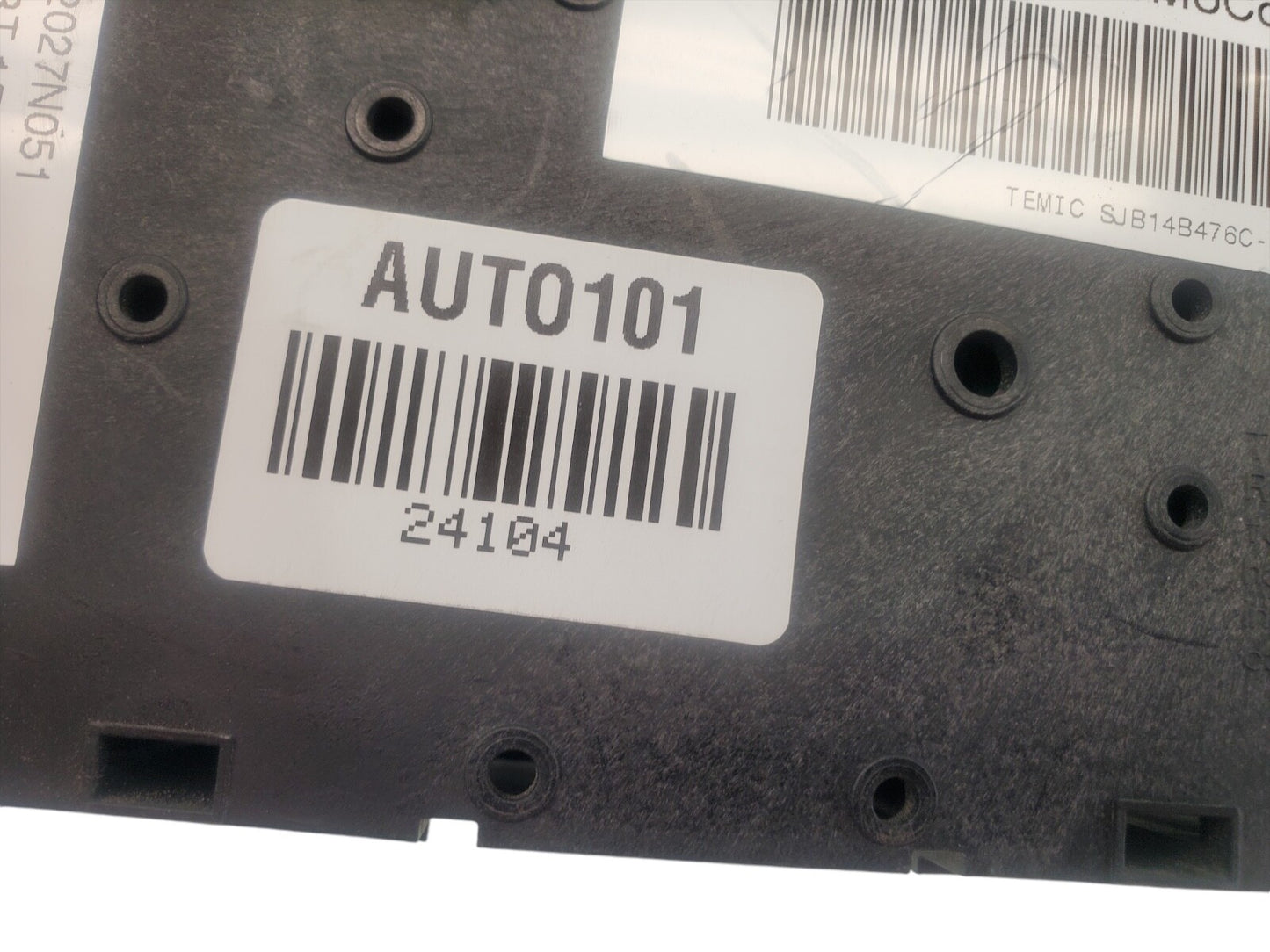 ✅2008 - 2012 Ford Escape Fuse Box Relay Control Module Unit 8L8T 15604 BJ