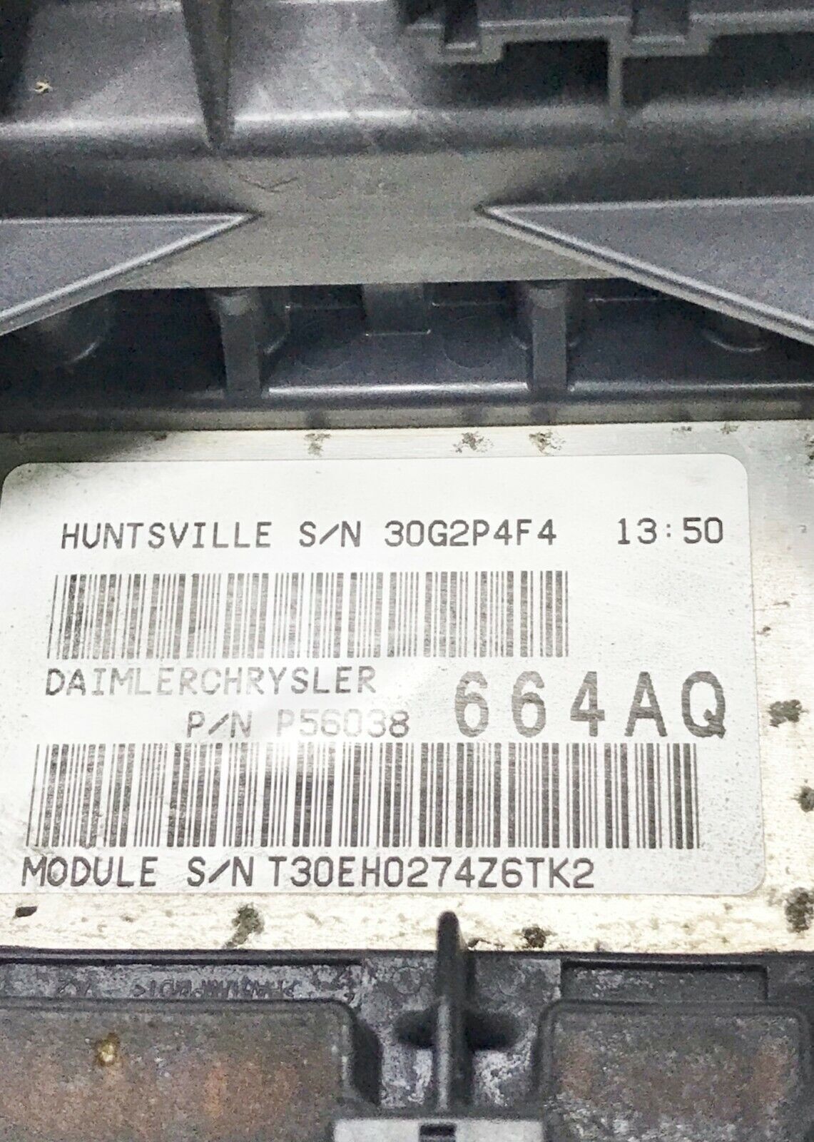 2004-2005 Dodge Durango Fuse Box Relay Unit 56049097AD Module