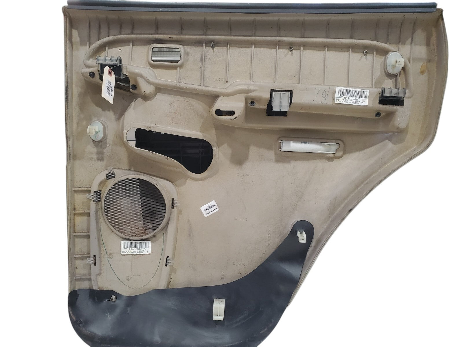 03-07 Cadillac Escalade Chevrolet GMC  Rear Left Power Door Panel 15192994