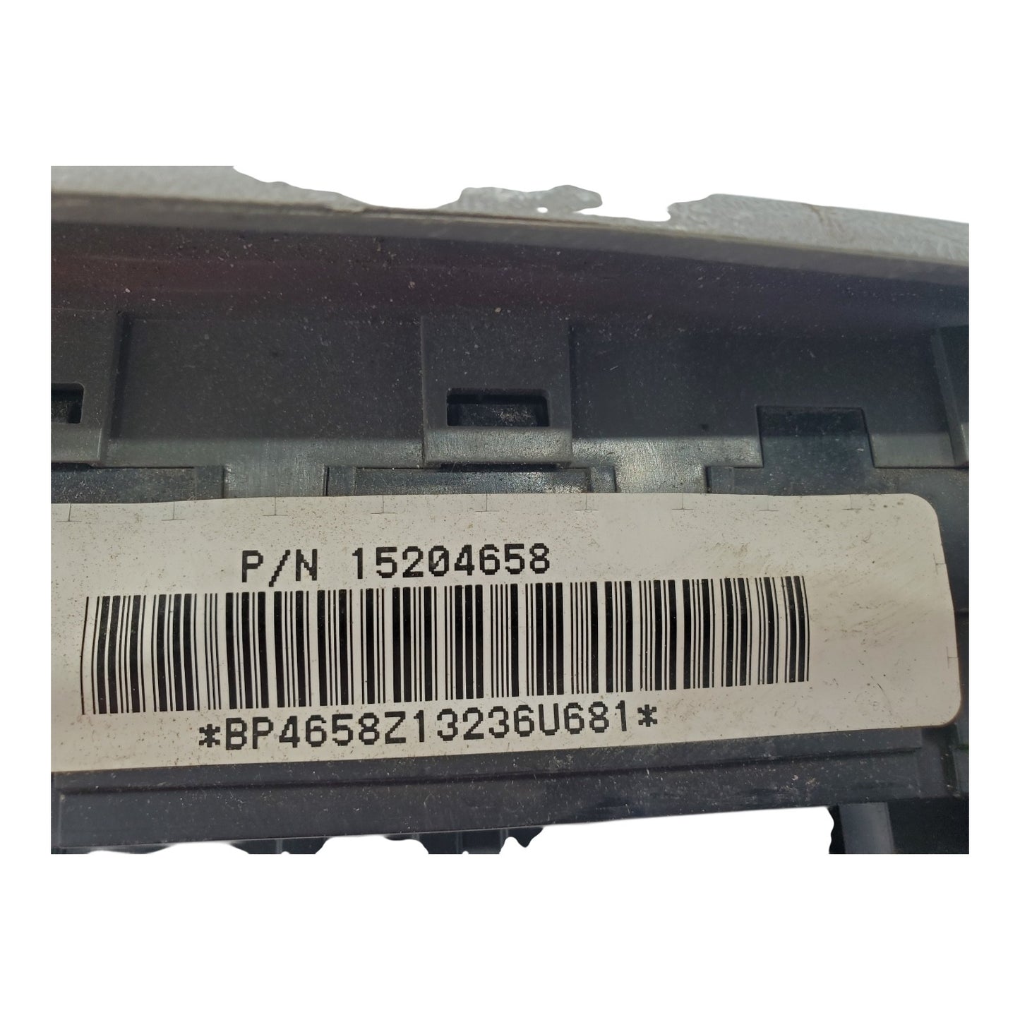 02-05 Envoy Trailblazer Master Driver Window Switch Grey Gray Bezel OEM 15204658