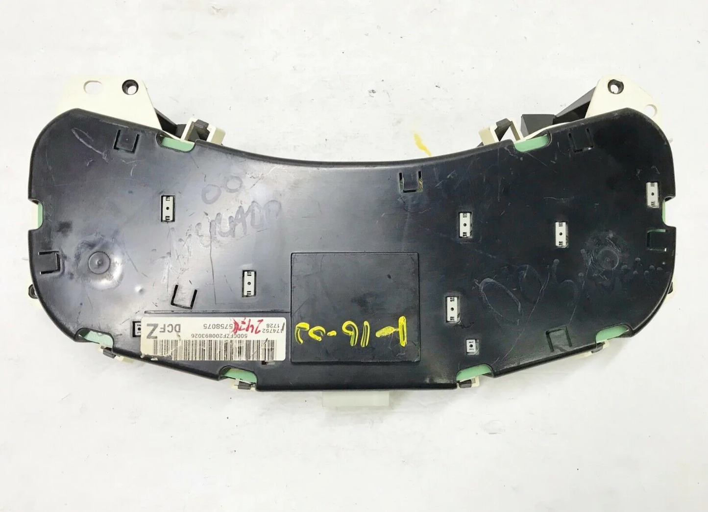 99-02 SILVERADO SIERRA TAHOE INSTRUMENT CLUSTER SPEEDOMETER 15758075 247K