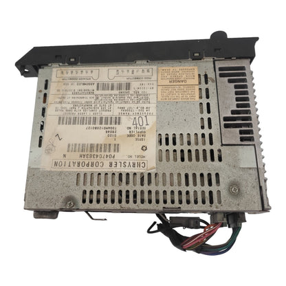 94-02 Dodge Chrysler Jeep Caravan Ram Dakota OE AM FMRadio CDCassette 4704383