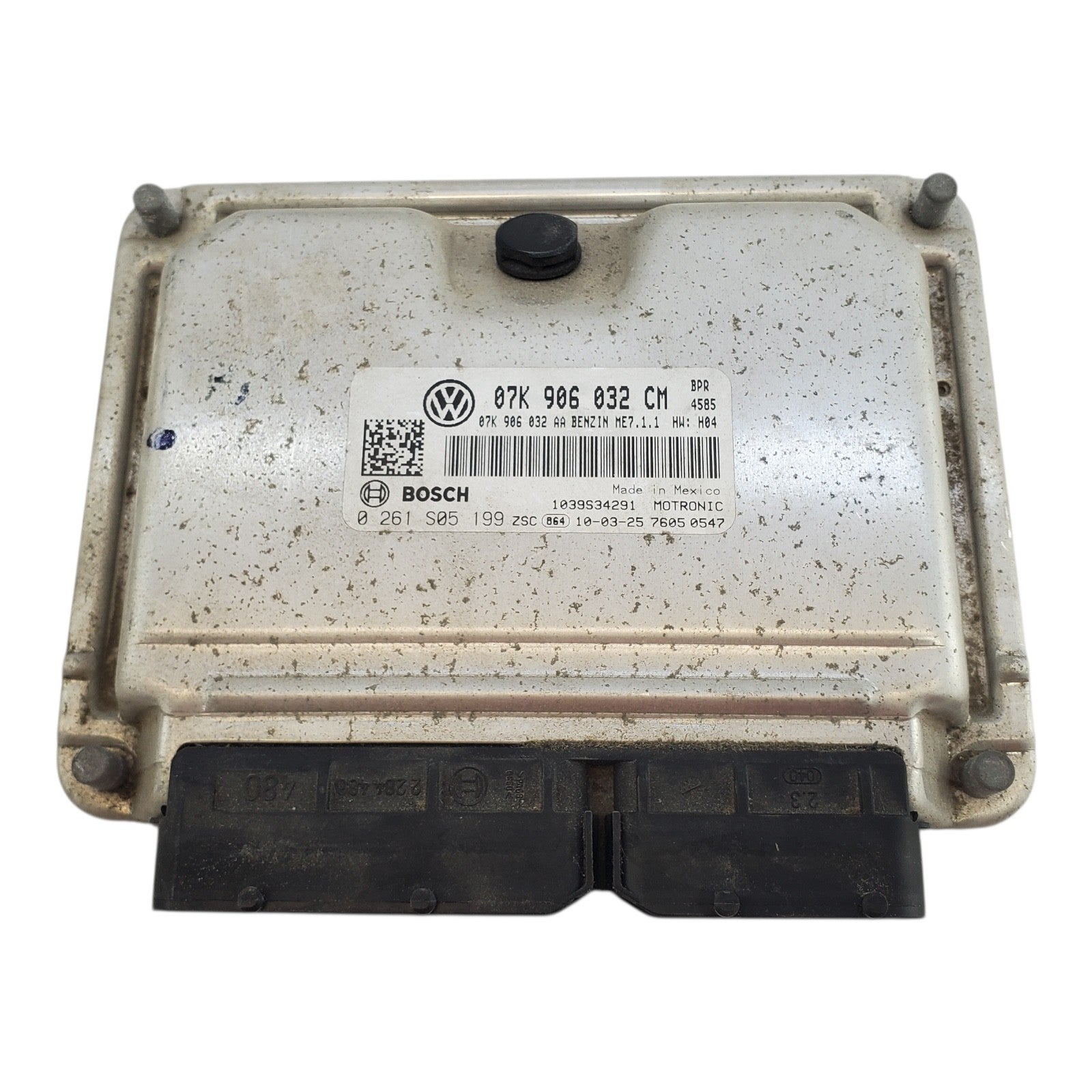 Used 2010 Volkswagen Beetle Bosch ME7.1.1 / 07K906032CM ECU 0261S05199