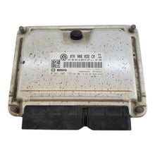 Used 2010 Volkswagen Beetle Bosch ME7.1.1 / 07K906032CM ECU 0261S05199