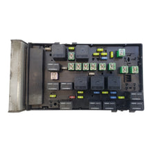 03-05 Chrysler Town&Country Fuse & Relay Box Control Module 04748456AC USED OEM