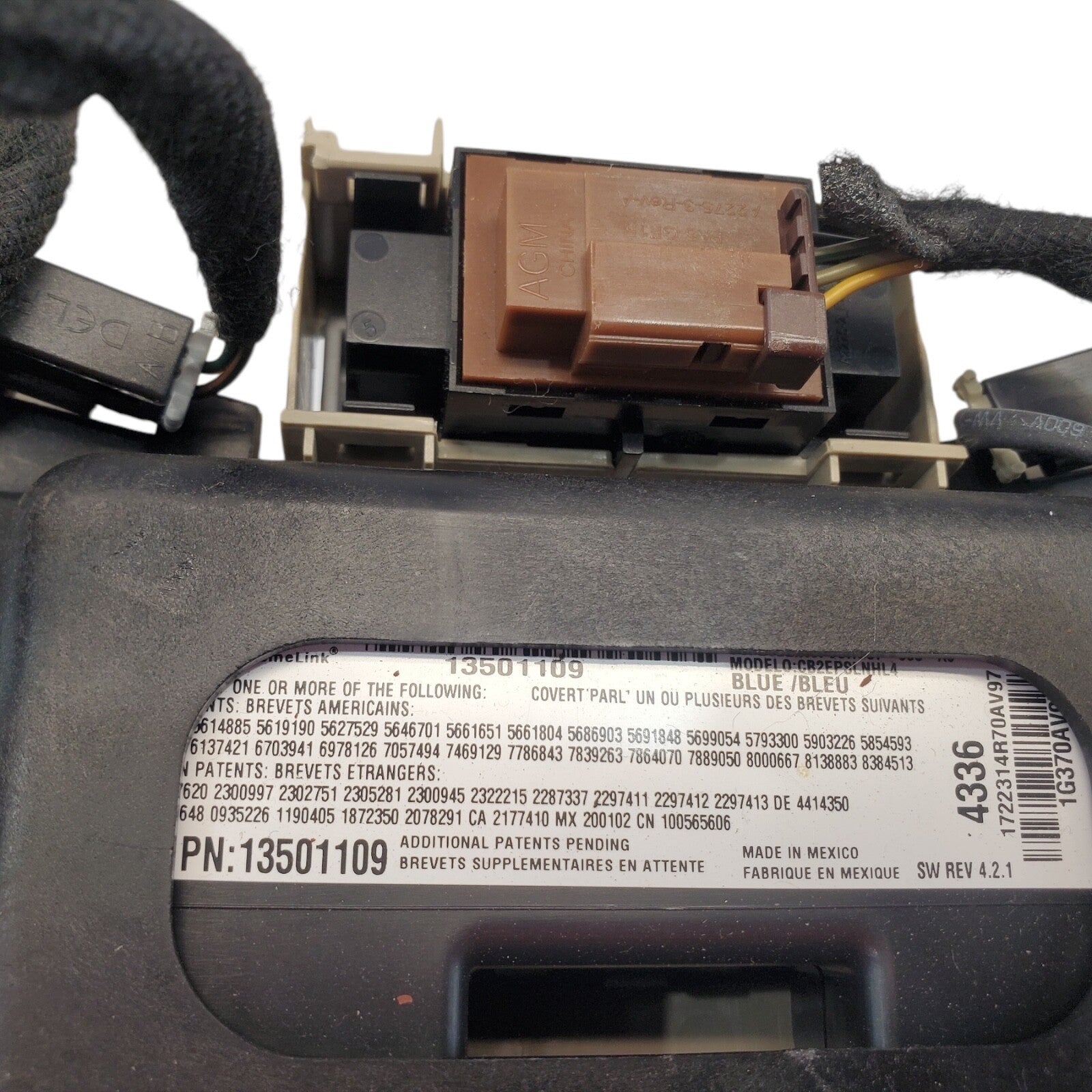 2010 - 2015 Chevrolet Equinox Overhead Dome Light Map Light P/N 13501109 OEM