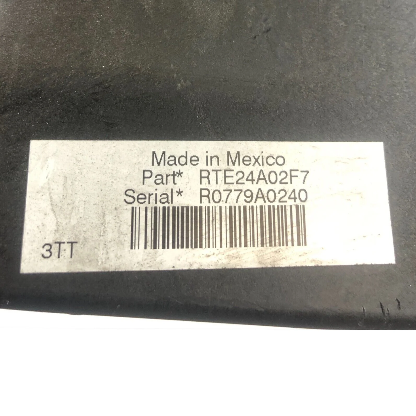 09 CARAVAN JOURNEY FUSEBOX FUSE BOX CONTROL MODULE 04692302AC OEM RTE24A02F7