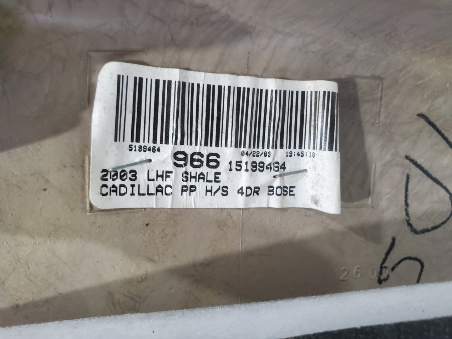 03-07 Cadillac Escalade Chevy GMC Set of Front Power Door OEM 15199464