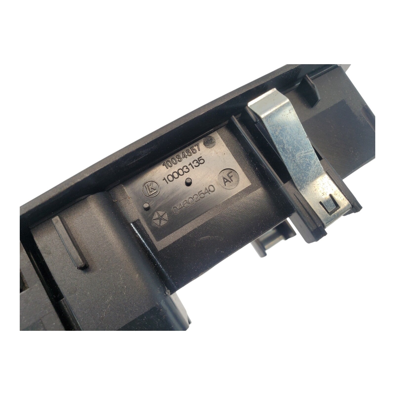 2010 Jeep Liberty Front Right Passenger Window Control Switch OEM 10003135