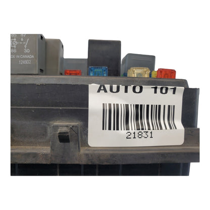 1999 2000 2001 2002 OEM Engine Bay Chevy Silverado Fuse Box Junction 12193645-09