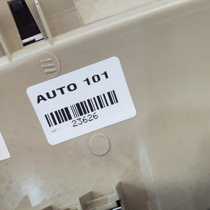 2010 - 2015 Chevrolet Equinox Overhead Dome Light Map Light P/N 13501109 OEM