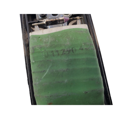 2000-2002 GMC Yukon / XL 1500 / 2500 HVAC Blower Motor Fan Resistor Z939GR01A01