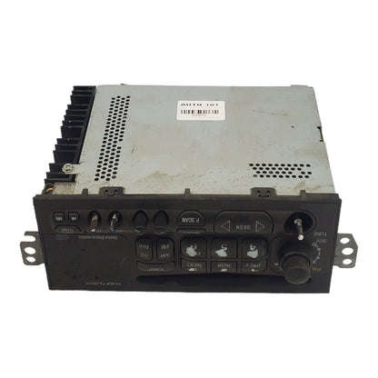 98-02 Chevy S10 Camaro Blazer  factory CD player radio OEM 09383045