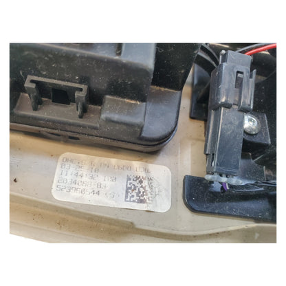 2010 BUICK ENCLAVE Overhead Dome Light Console Unit 1327076 OEM (110)