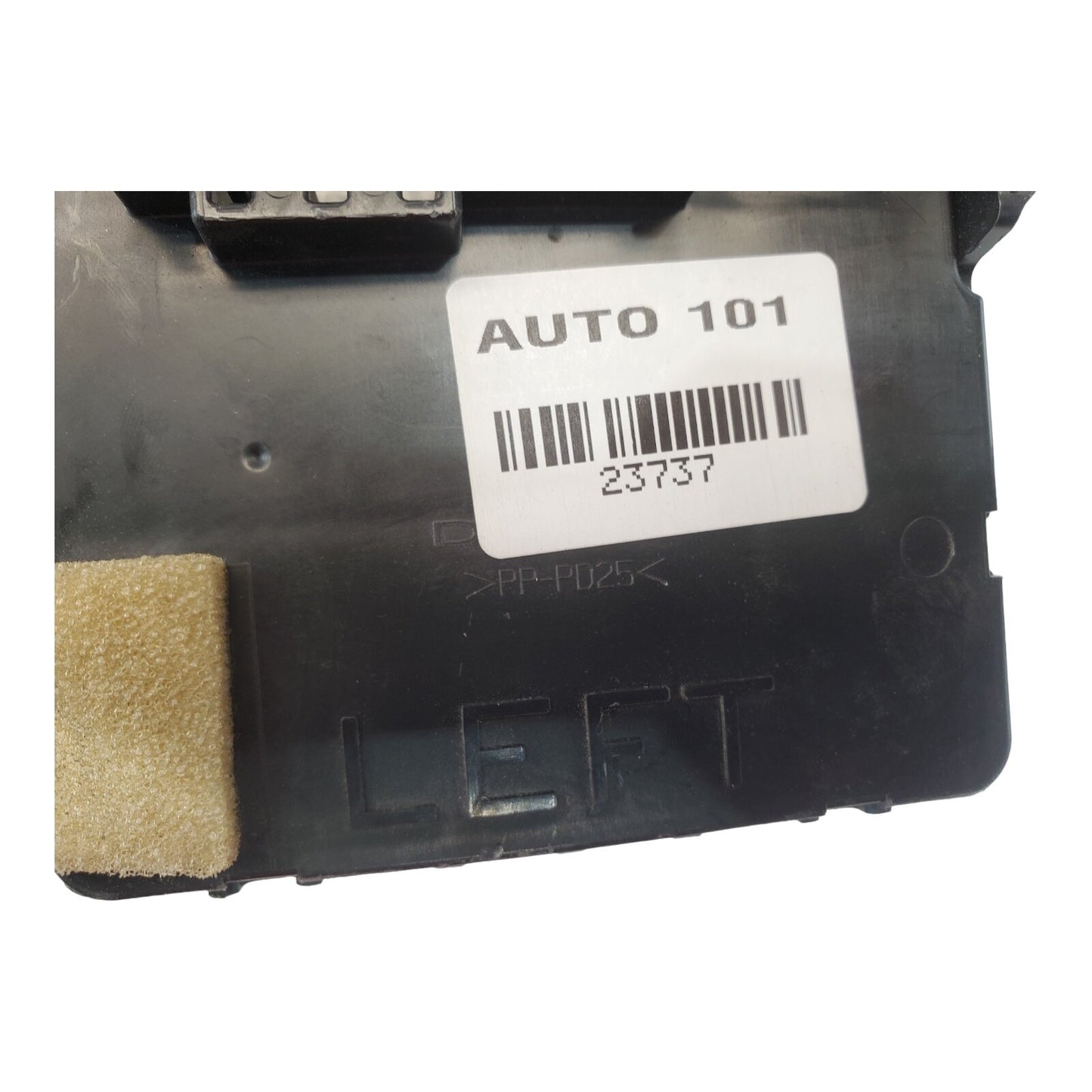 18 Chevy Silverado 1500 Cabin Fuse Box LH Driver Side OEM # - 23459420-01