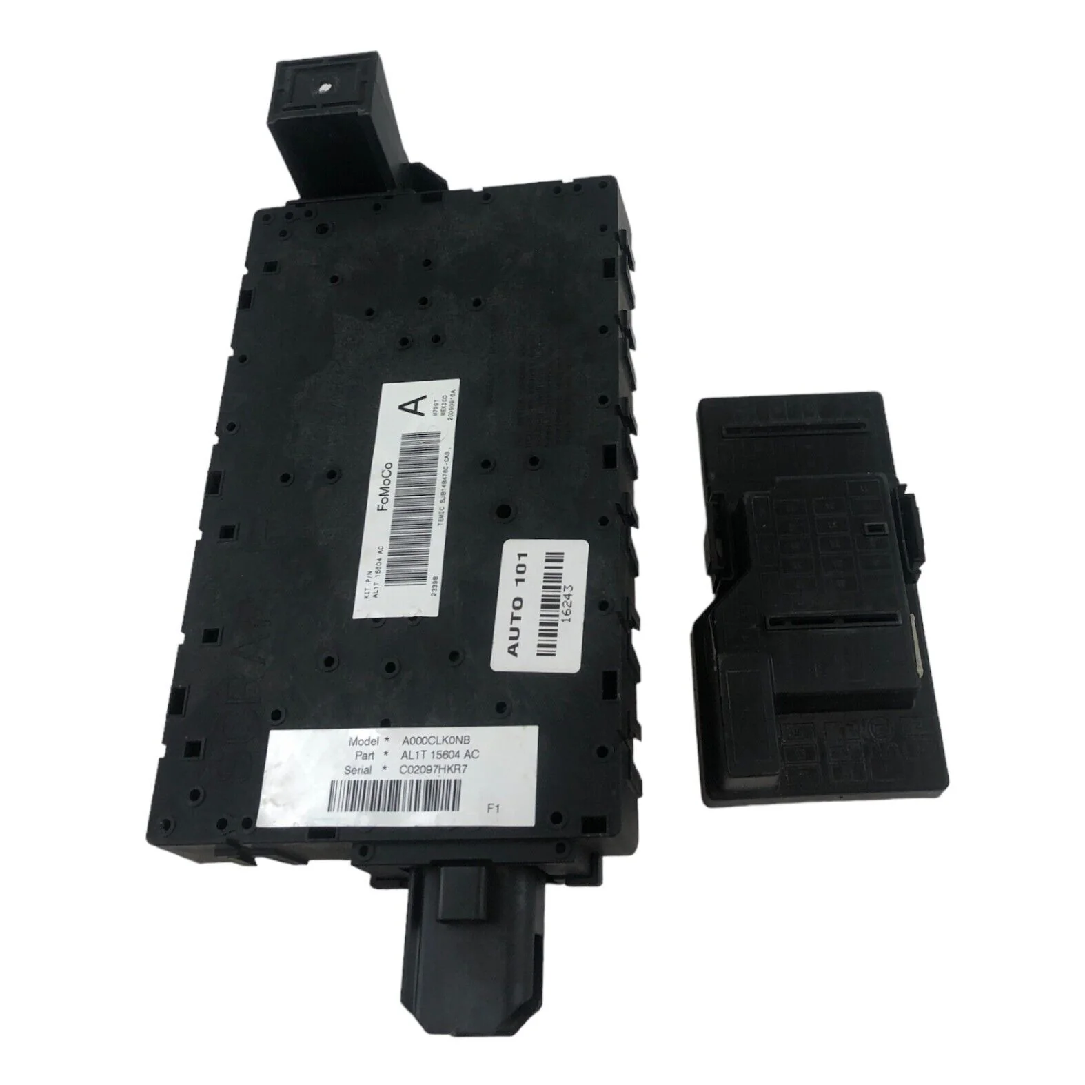 07-11 EXPEDITION NAVIGATOR FUSE RELAY POWER DISTRIBUTION BOX AL1T-15604-AC