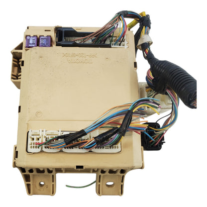 04 05 06 SCION XA FUSE RELAY BOX BLOCK PANEL OEM  PP-T20+GF10 PPT20GF10