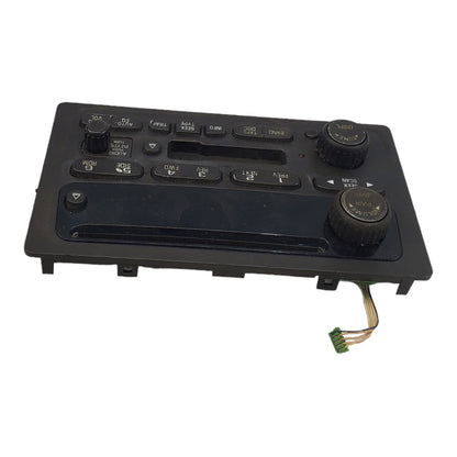 04 CHEVY SILVERADO 1500 OEM RADIO RECEIVER 15138489 Front Panel