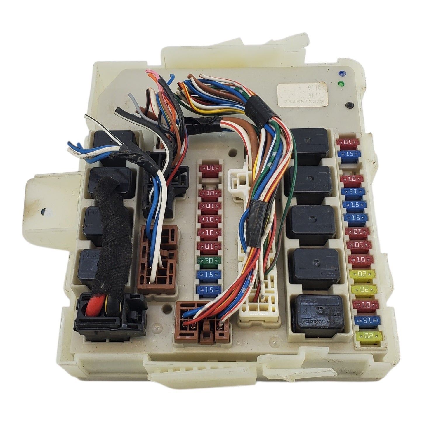 2004-2006 Nissan Titan Armada Xterra Qx56 Ipdm Fuse Box Body Module 284B67S002