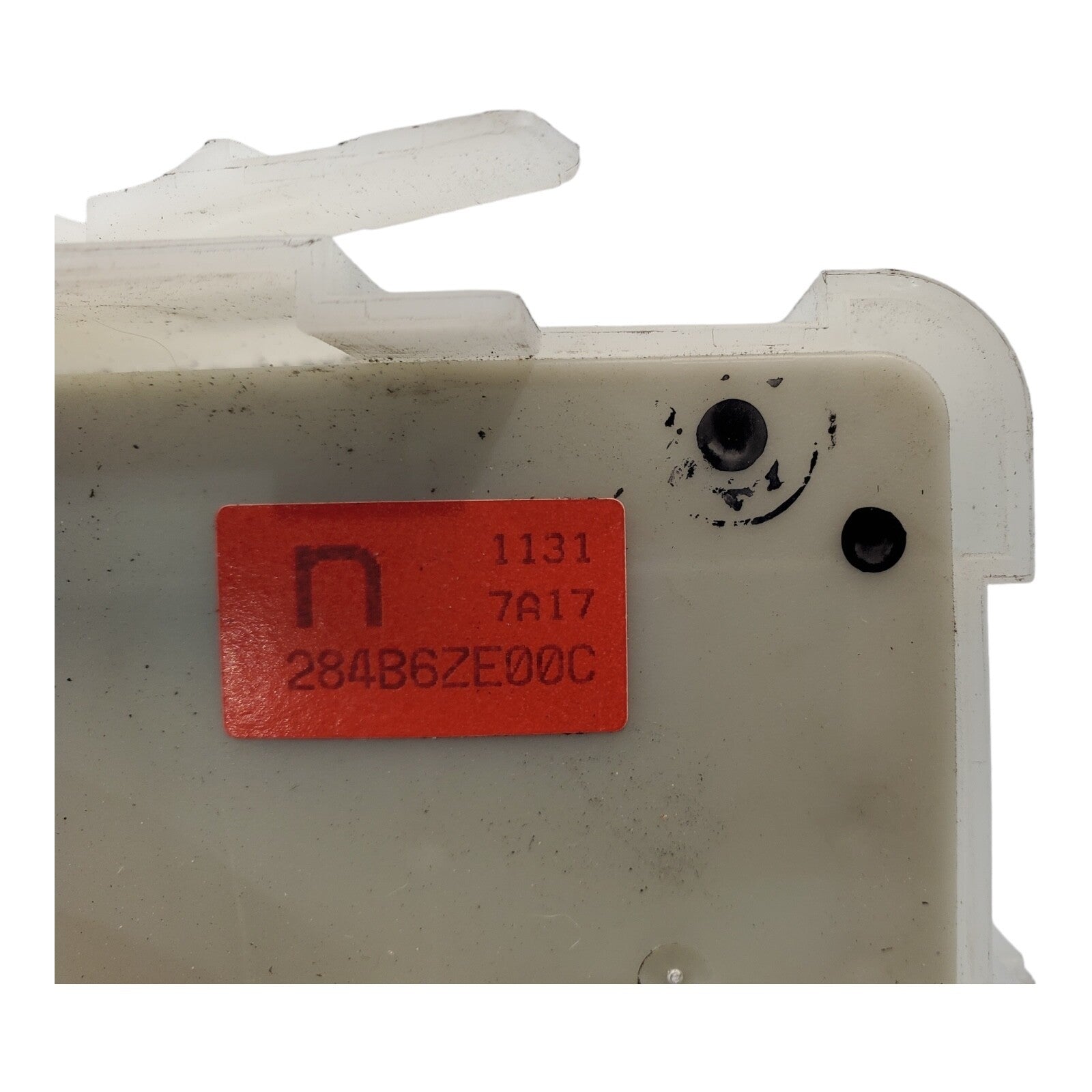 07-09 Titan Armada Xterra QX56 IPDM BCM Body Module Fuse Box 284B6-ZE00C