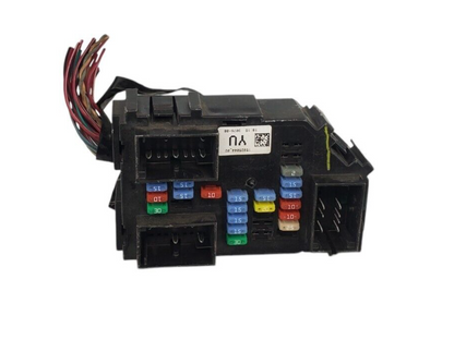 07 GMC Yukon XL FUSE RELAY BOX 15925044-02 OEM