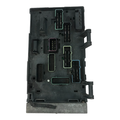 2005 - 2007 Caravan Town & Country Fuse Box Relay Control Module 05144505AC