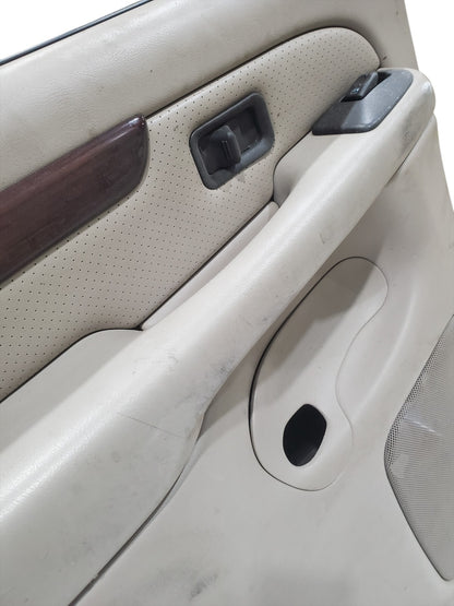 03-07 Cadillac Escalade Chevrolet GMC Rear left Power Door Panel 15192994