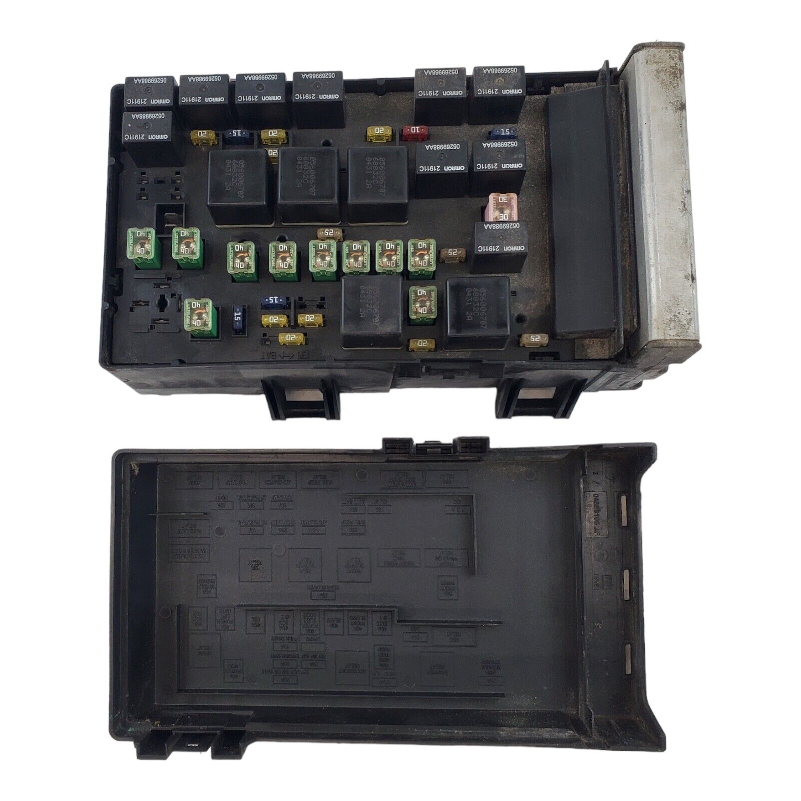 01-03 Town & Country Caravan Fuse Box Relay Body Control Module 04869200AL