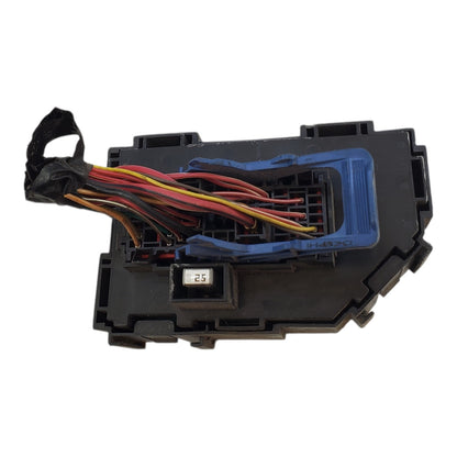07-11 GMC SIERRA DENALI GM Interior Fuse Junction Block Assembly  25789103_01