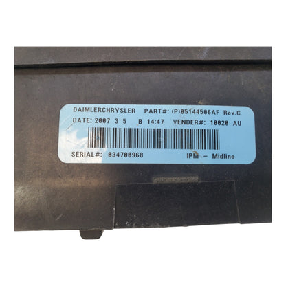 2007 CHRYSLER TOWN & COUNTRY FUSE BOX 05144506AF