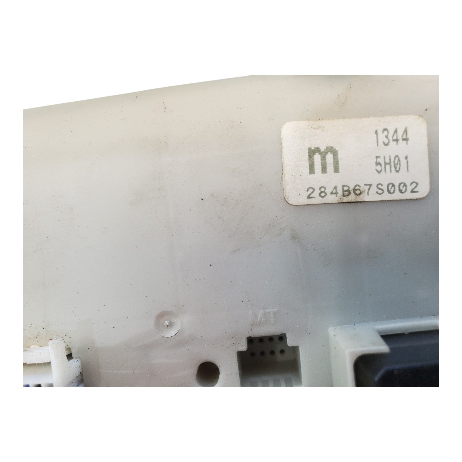 2004-2006 Nissan Titan Armada Xterra Qx56 Ipdm Fuse Box Body Module 284B67S002