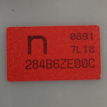 04-07 NISSAN TITAN ARMADA BODY CONTROL MODULE FUSE BOX 2400-6H31 / 284BZE00C
