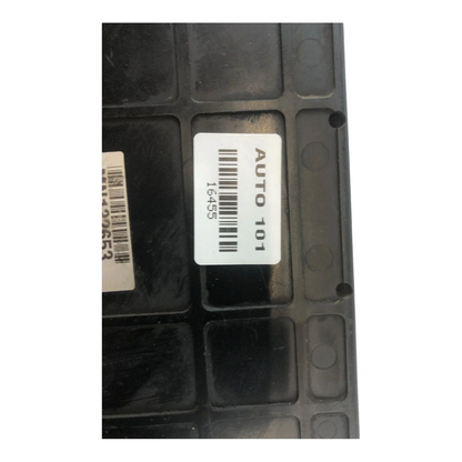 04 MITSUBISHI ENDEAVOR Engine Control Module ECM Computer MN132653