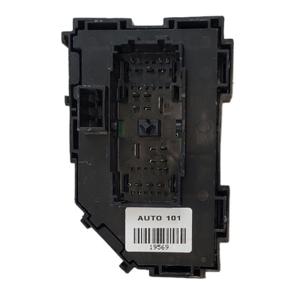 ✅09 SILVERADO  Fuse Box Cabin 25815390XA