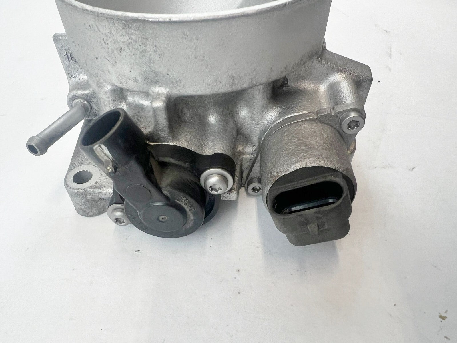 ✅ 03-06 Chevrolet Express GMC Savana 4.8 5.3 6.0 DBC Throttle Body 12596576 OEM