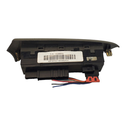 02-05 Envoy Trailblazer Master Driver Window Switch Grey Gray Bezel OEM 15204658